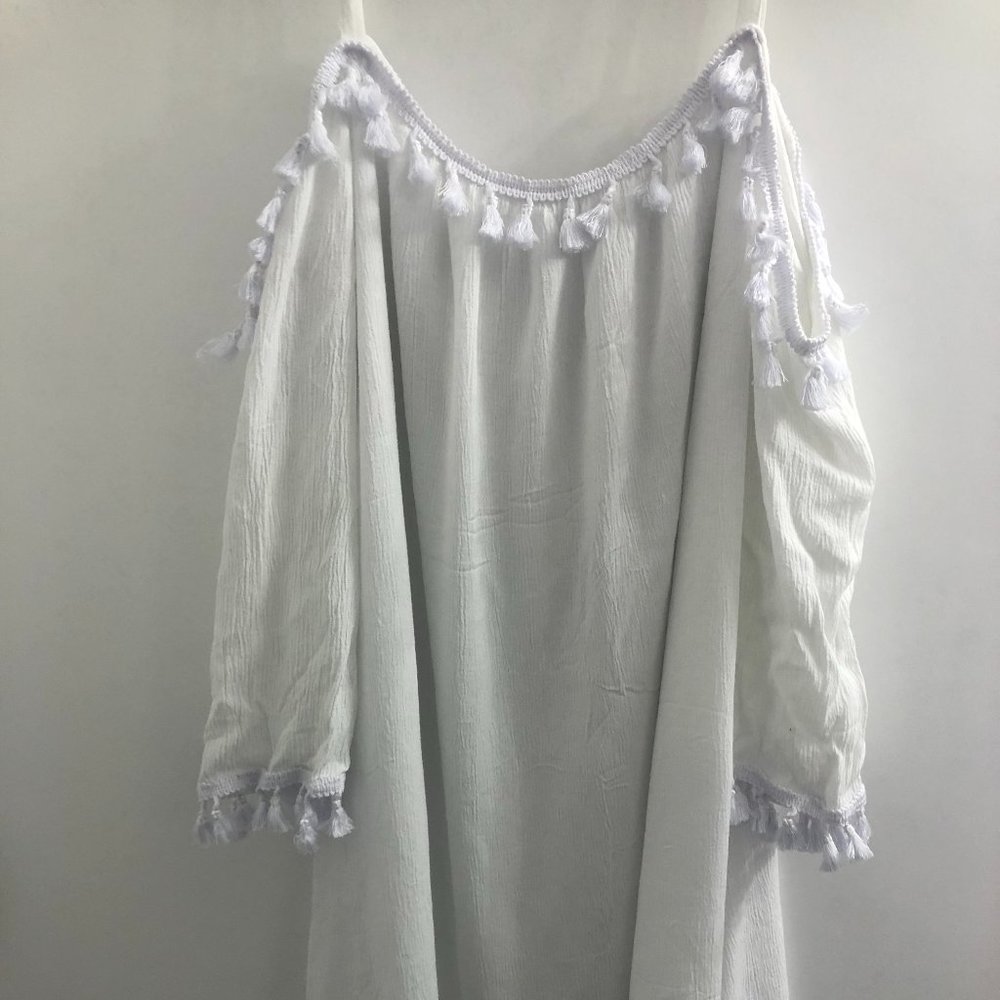 White Crepey Knee-length Dress with Tassels